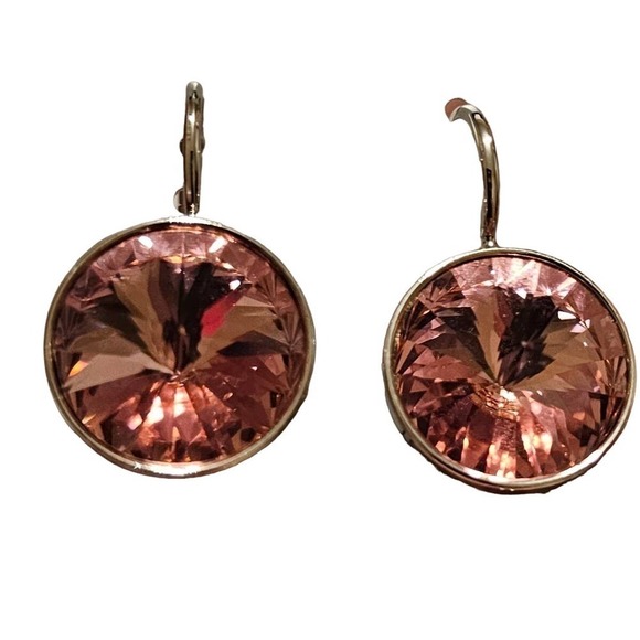 NEW! Swarovski Element Earrings Small med light pink Party, Weddings, Work,Simp… - Picture 1 of 5